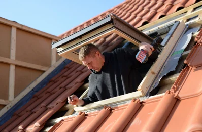 Pose de fenêtres de toit Velux à Buethwiller